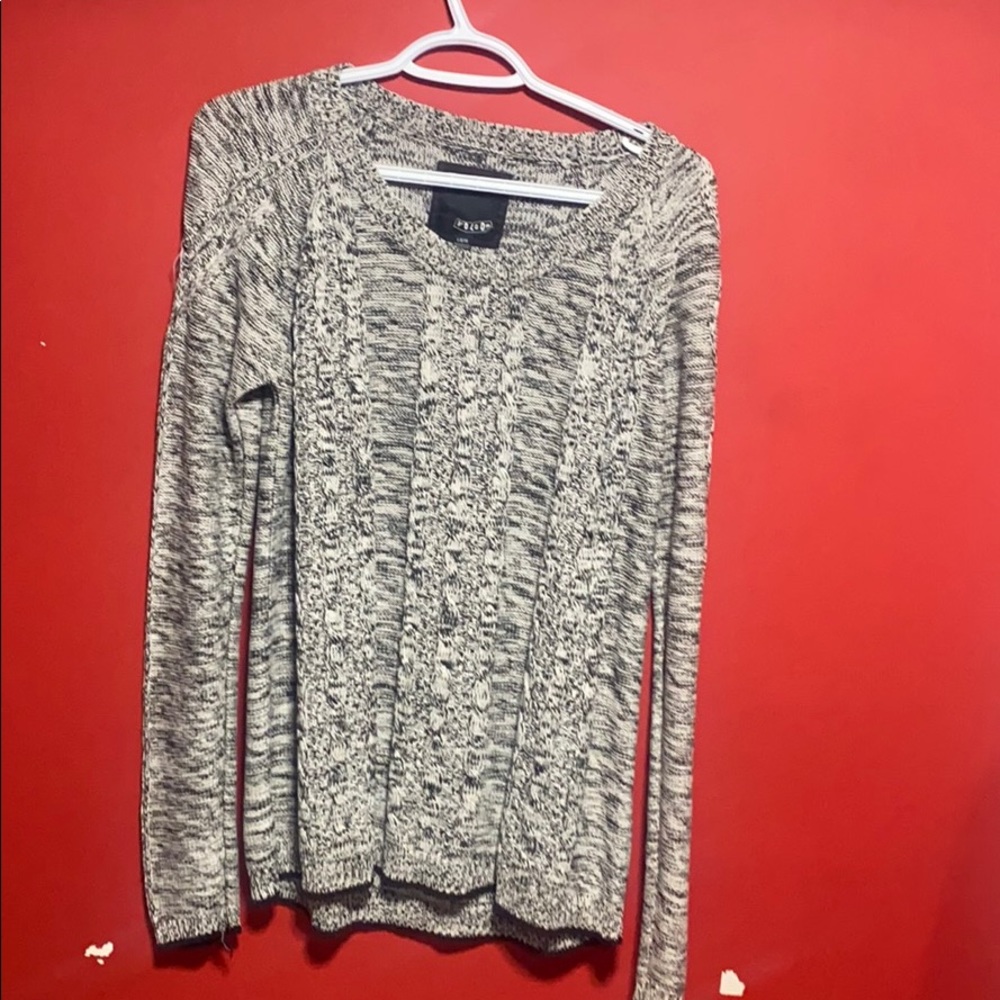 Volcom large pullover